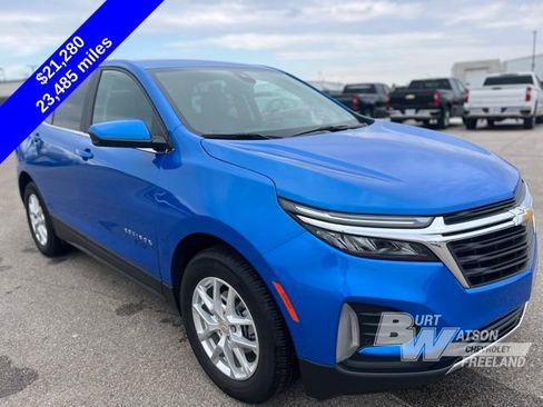 Used 2024 Chevrolet Equinox LT w/ LPO, Floor Liner Package image 8