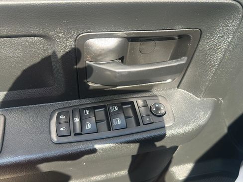 Used 2020 RAM 5500 Tradesman w/ Chrome Appearance Group image 11