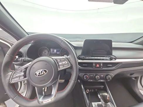 Used 2021 Kia Forte GT w/ GT2 Package FWD image 9