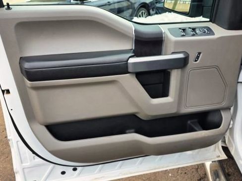 Used 2019 Ford F150 XLT AWD/4WD image 24
