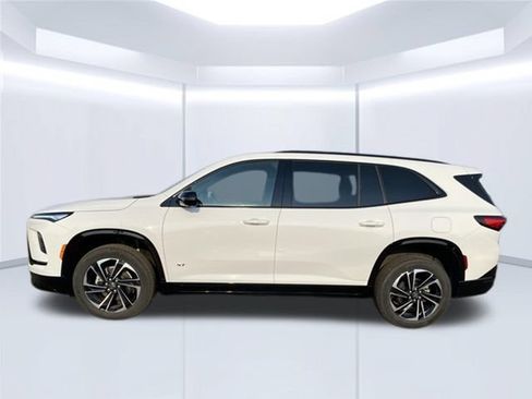 Used 2026 Buick Enclave Sport Touring AWD/4WD image 11