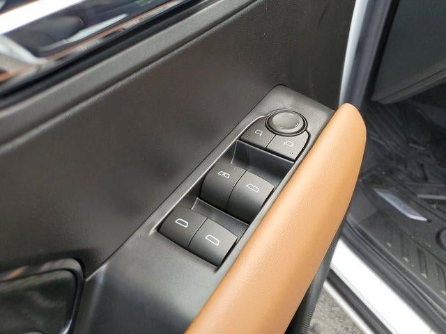 New 2026 GMC Canyon AT4 AWD/4WD image 17