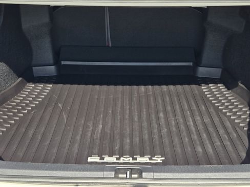 Used 2018 Toyota Camry XSE image 39