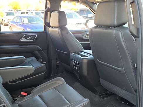 Used 2021 Chevrolet Tahoe Z71 image 24