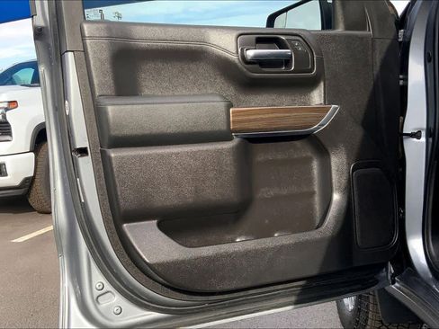 Used 2019 Chevrolet Silverado 1500 LT w/ Texas Edition image 21