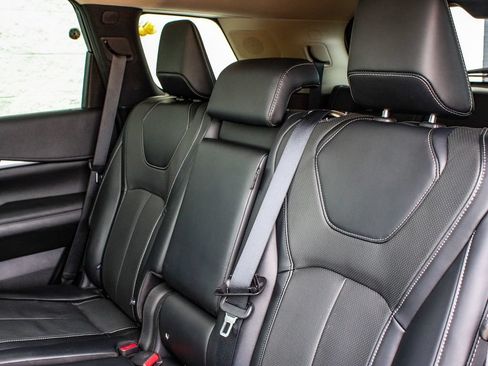 Used 2023 INFINITI QX60 Luxe w/ Vision Package AWD/4WD image 34