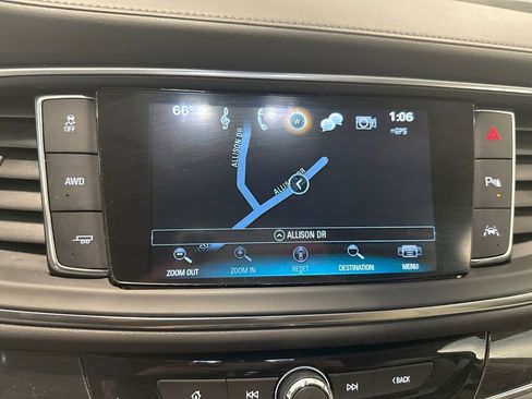 Used 2018 Buick Enclave Premium w/ Experience Buick Package image 25