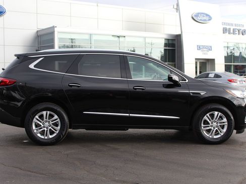 Used 2019 Buick Enclave Essence image 8