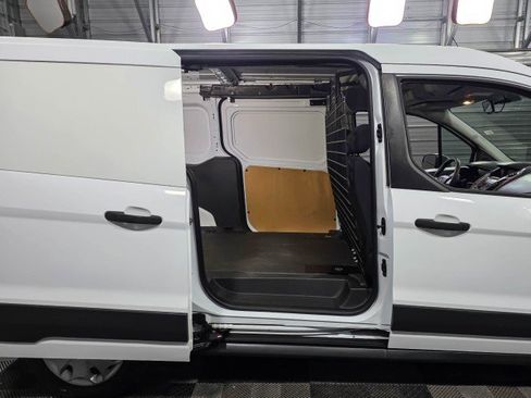 Used 2016 Ford Transit Connect XLT image 11