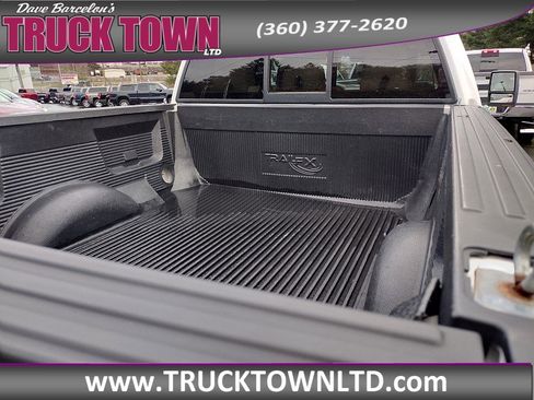 Used 2011 Ford F150 Lariat w/ Lariat Chrome Pkg image 5