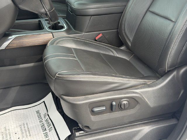 Used 2023 Chevrolet Silverado 3500 High Country w/ Snow Plow Prep/Camper Package AWD/4WD image 15