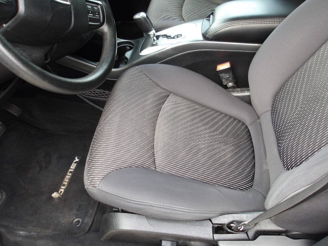 Used 2013 Dodge Journey SXT w/ Flexible Seating Group AWD/4WD image 19