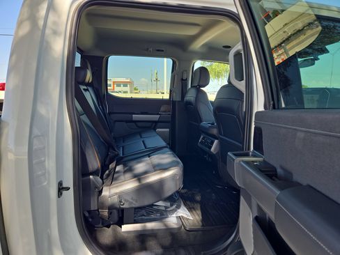 Used 2025 Ford F350 Lariat w/ Lariat Ultimate Package AWD/4WD image 23