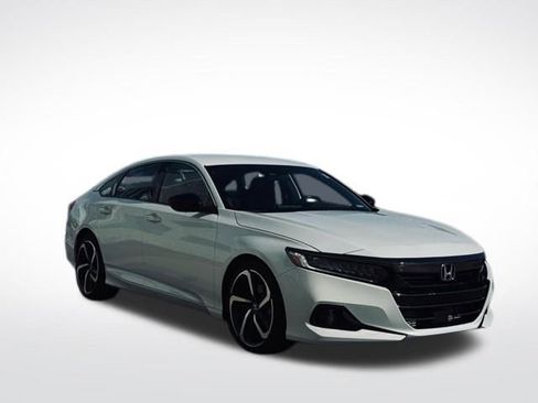 Used 2022 Honda Accord Sport image 4