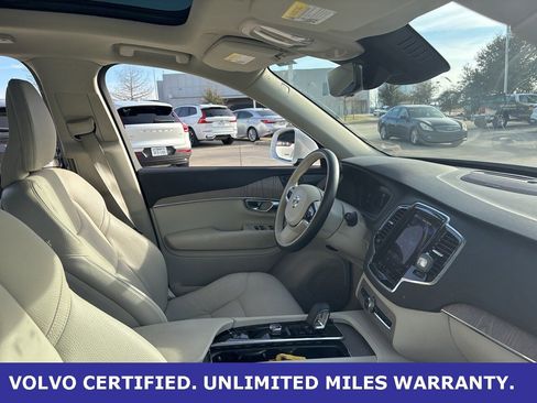 Certified 2024 Volvo XC90 T8 Plus w/ Protection Package Premier image 15