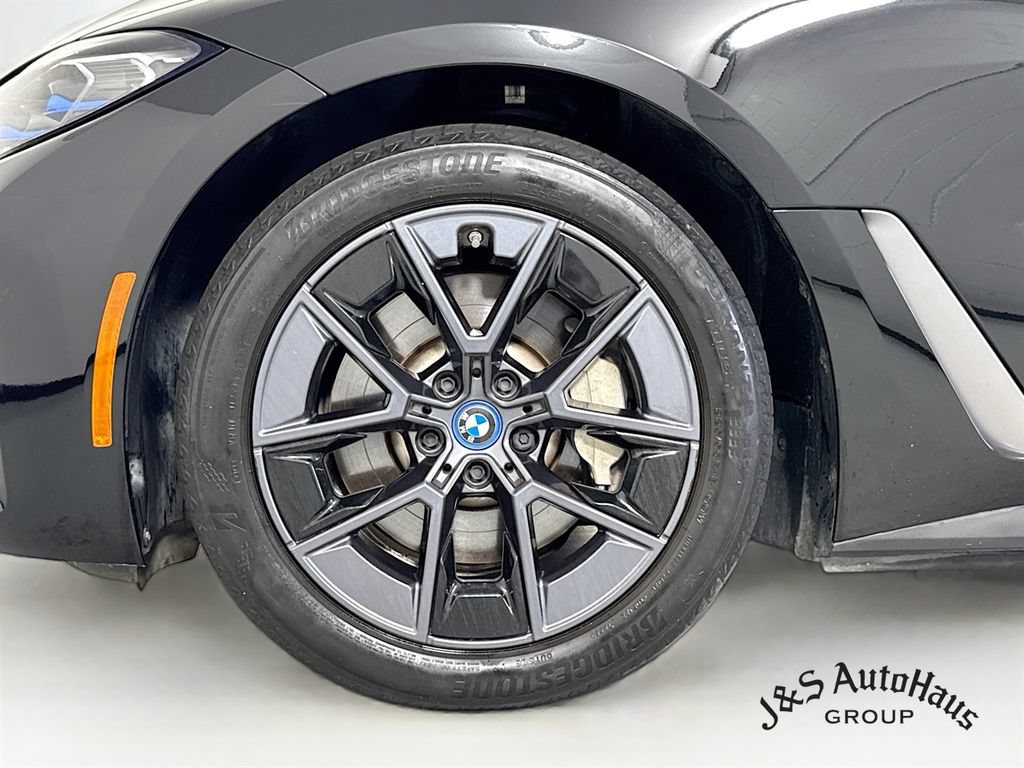 Used 2023 BMW i4 eDrive40 w/ Premium Package RWD image 38