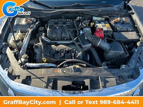 Used 2011 Ford Fusion SEL image 19