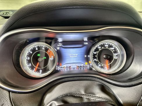 Used 2022 Jeep Cherokee Limited w/ Elite Package image 17