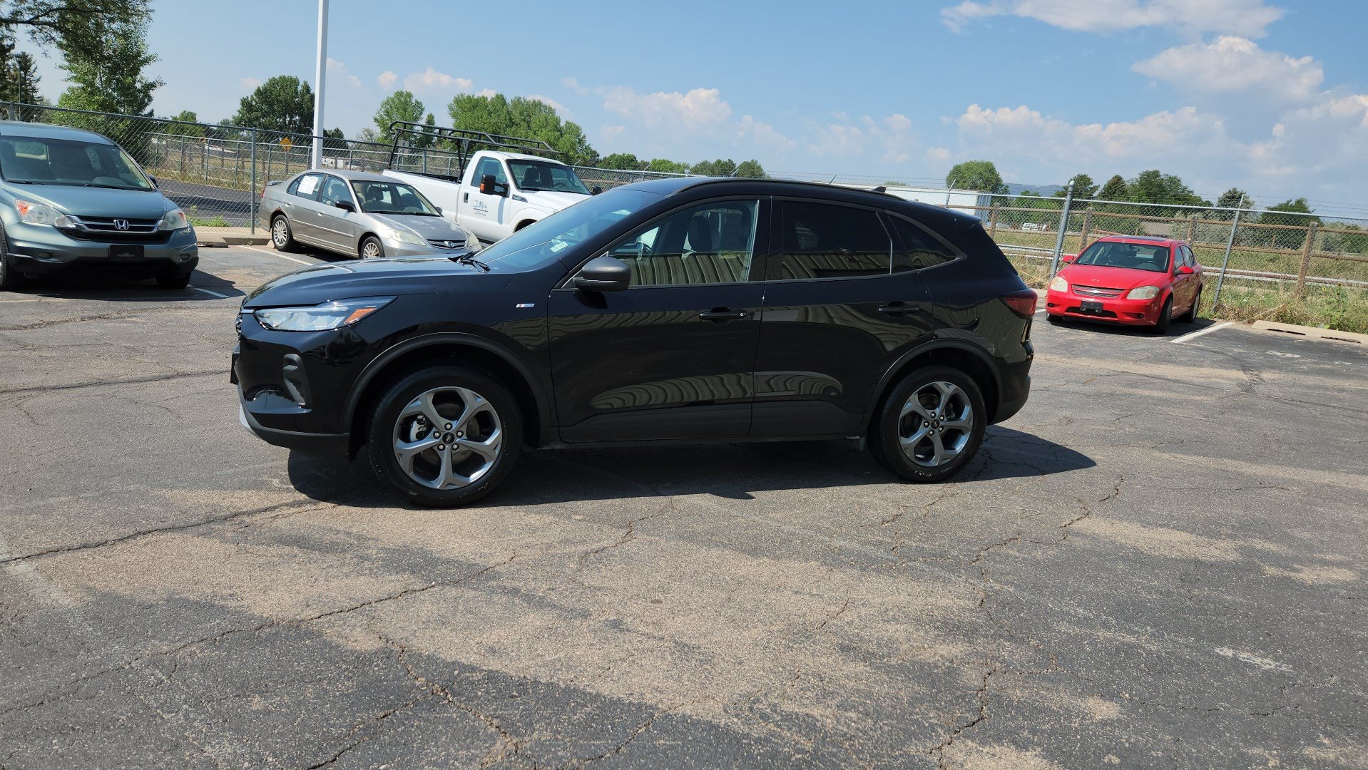 Used 2025 Ford Escape ST-Line AWD/4WD image 5