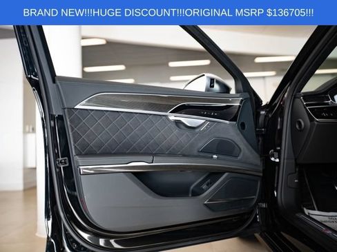 Used 2025 Audi S8 AWD/4WD image 11