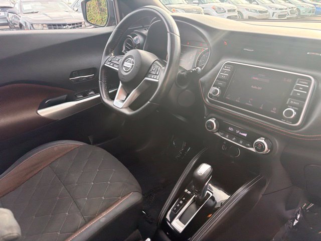 Used 2018 Nissan Kicks SR w/ Exterior Package FWD image 27