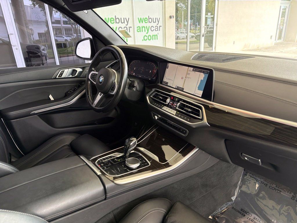 Used 2021 BMW X5 xDrive40i w/ M Sport Package AWD/4WD image 27