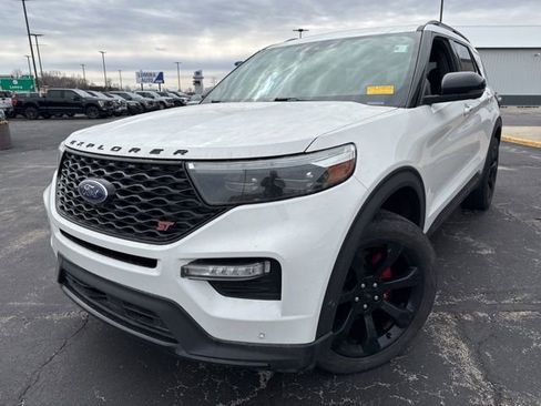 Used 2020 Ford Explorer ST w/ ST Street Pack image 2