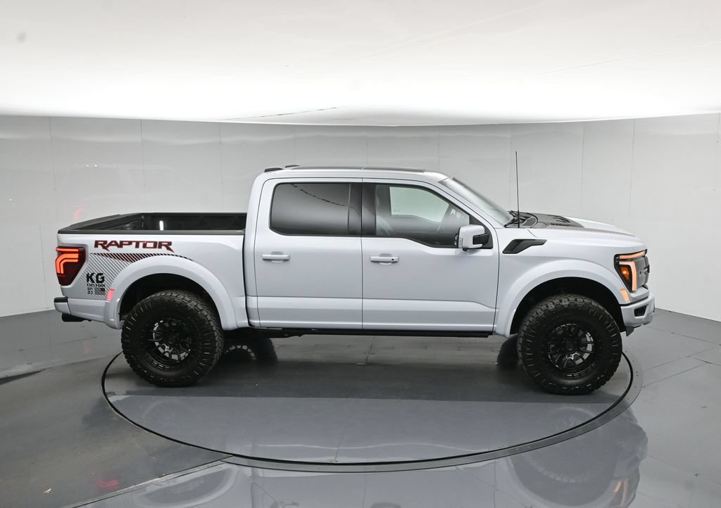 Used 2025 Ford F150 Raptor AWD/4WD image 39