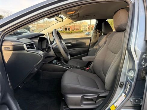 Used 2020 Toyota Corolla LE image 13