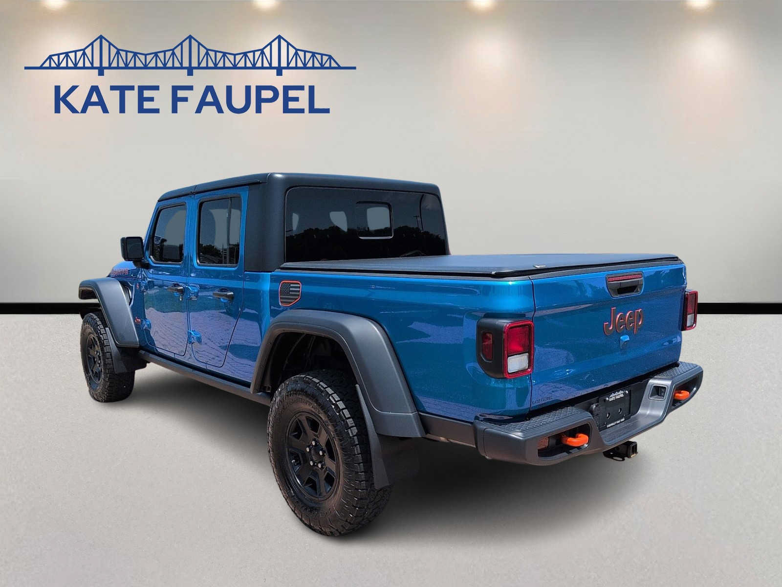 Used 2023 Jeep Gladiator Mojave w/ Trailer Tow Package AWD/4WD image 5
