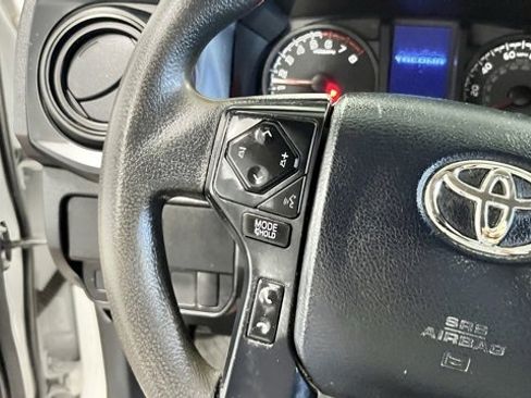 Used 2020 Toyota Tacoma SR image 19