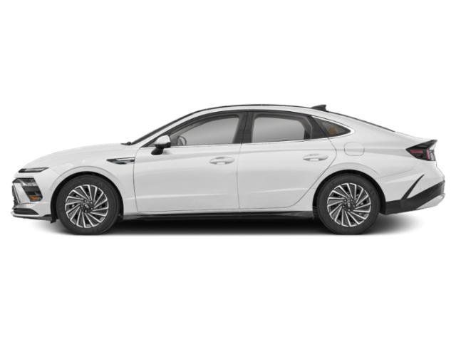Used 2025 Hyundai Sonata Limited FWD image 3