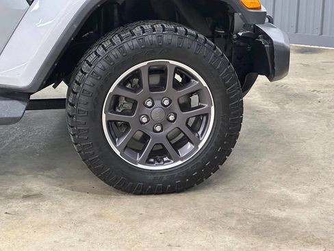 Used 2022 Jeep Gladiator Overland w/ Popular Equipment Package AWD/4WD image 41