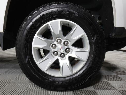 Used 2017 GMC Canyon SLE w/ SLE Convenience Package image 8