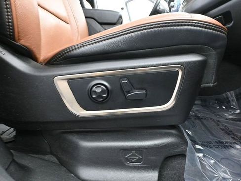 Used 2019 RAM 1500 Laramie Longhorn image 50