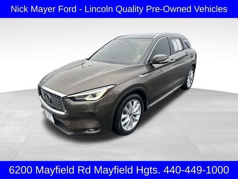 Used 2019 INFINITI QX50 Essential w/ Premium Heat Package image 3