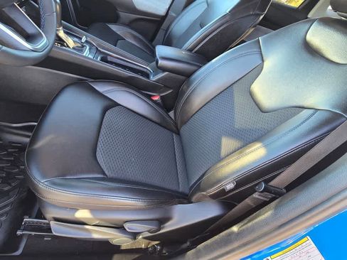 Used 2022 Jeep Compass Latitude image 9