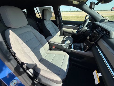 New 2026 GMC Terrain Elevation w/ Black Edition image 18