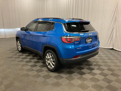 Used 2022 Jeep Compass Latitude image 4
