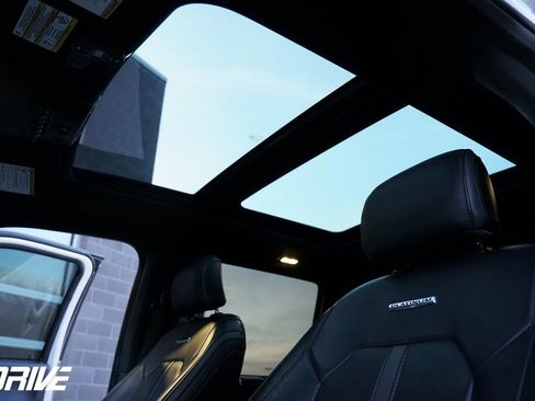 Used 2017 Ford F350 Platinum w/ Platinum Ultimate Package image 35