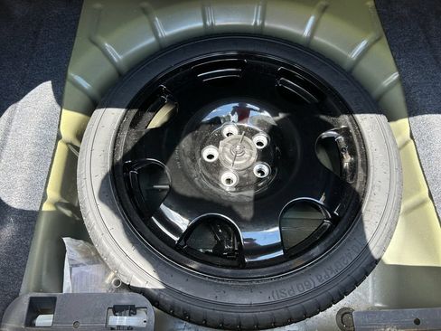 Used 2024 Ford Mustang Premium RWD image 40
