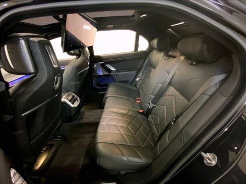 Certified 2023 BMW 760i xDrive 760i xDrive image 21