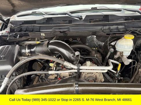 Used 2017 RAM 1500 Express AWD/4WD image 11