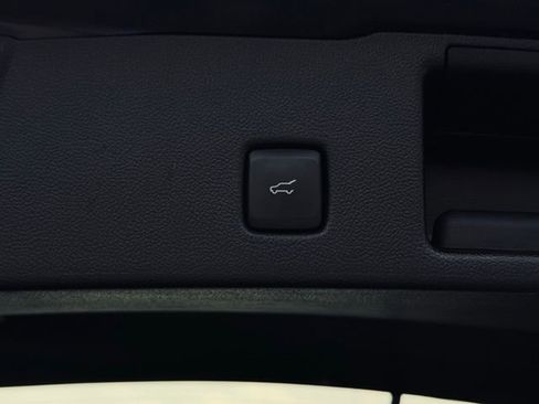 Used 2022 Ford Escape SE w/ Convenience Package AWD/4WD image 12