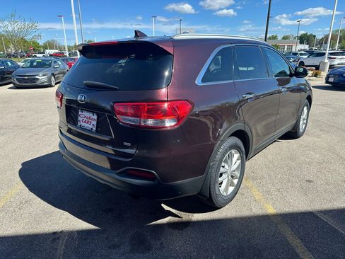 Used 2016 Kia Sorento AWD image 5