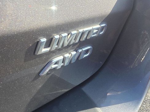 Used 2011 Toyota Sienna Limited w/ Premium Pkg image 31