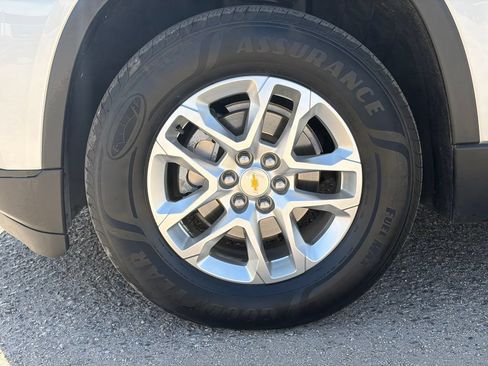 Used 2020 Chevrolet Traverse LS w/ LPO, Floor Liner Package FWD image 10