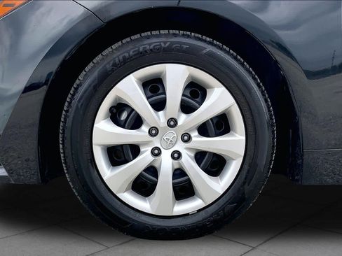 Used 2026 Toyota Corolla LE FWD image 11