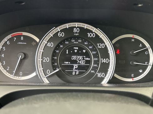 Used 2014 Honda Accord EX image 13