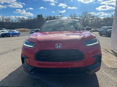 Used 2024 Honda HR-V Sport image 2